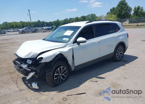 2020 Volkswagen Tiguan 2.0T Se/2.0T Se R-Line Black/2.0T Sel z USA, uszkodzony, nr VIN 3VV2B7AX6LM080365